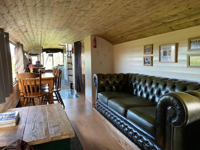 Stonehenge Campsite & Glamping Hotell Berwick St James Exteriör bild