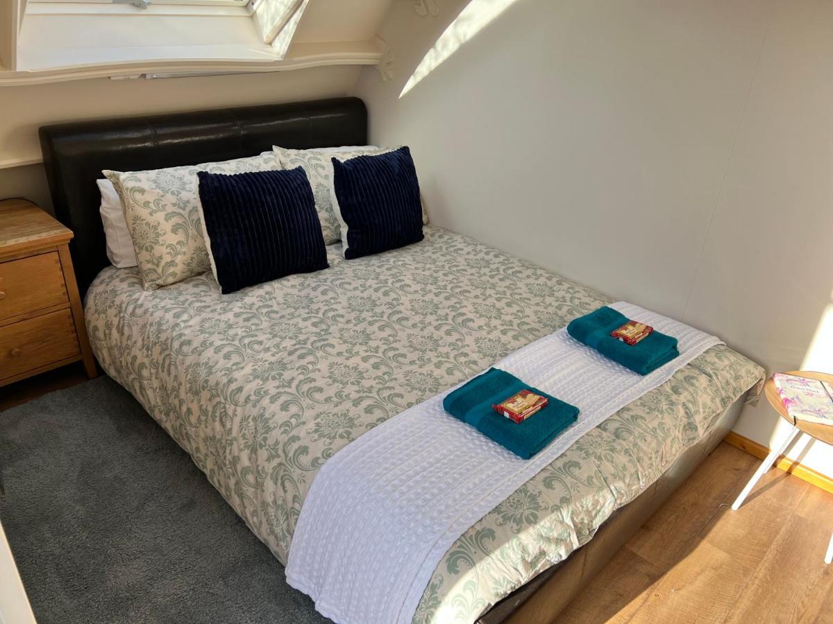 Stonehenge Campsite & Glamping Hotell Berwick St James Exteriör bild