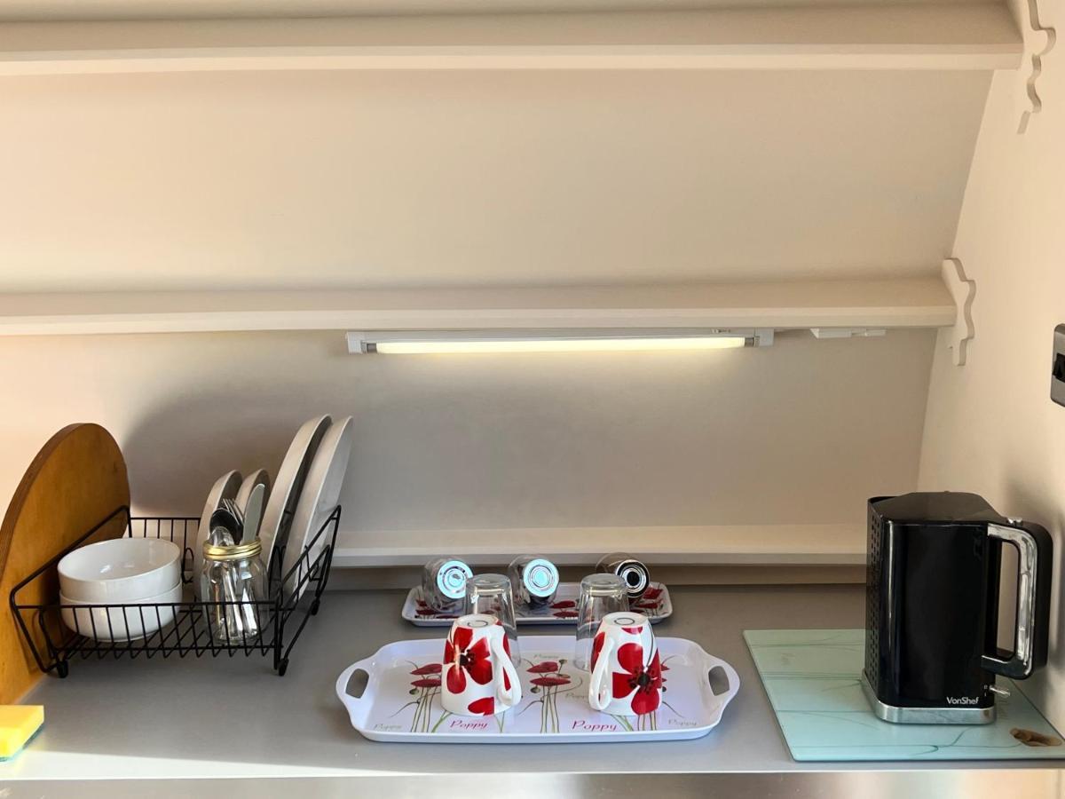 Stonehenge Campsite & Glamping Hotell Berwick St James Exteriör bild
