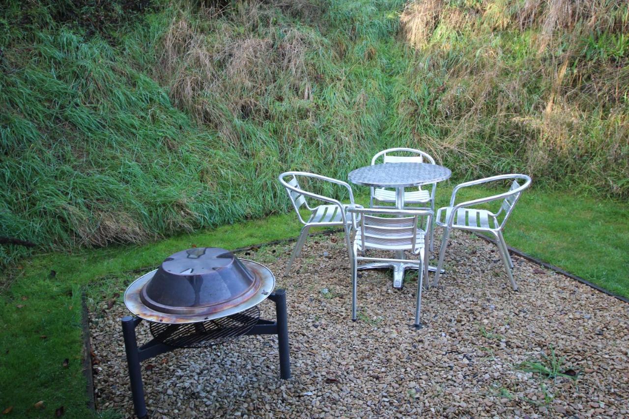 Stonehenge Campsite & Glamping Hotell Berwick St James Exteriör bild