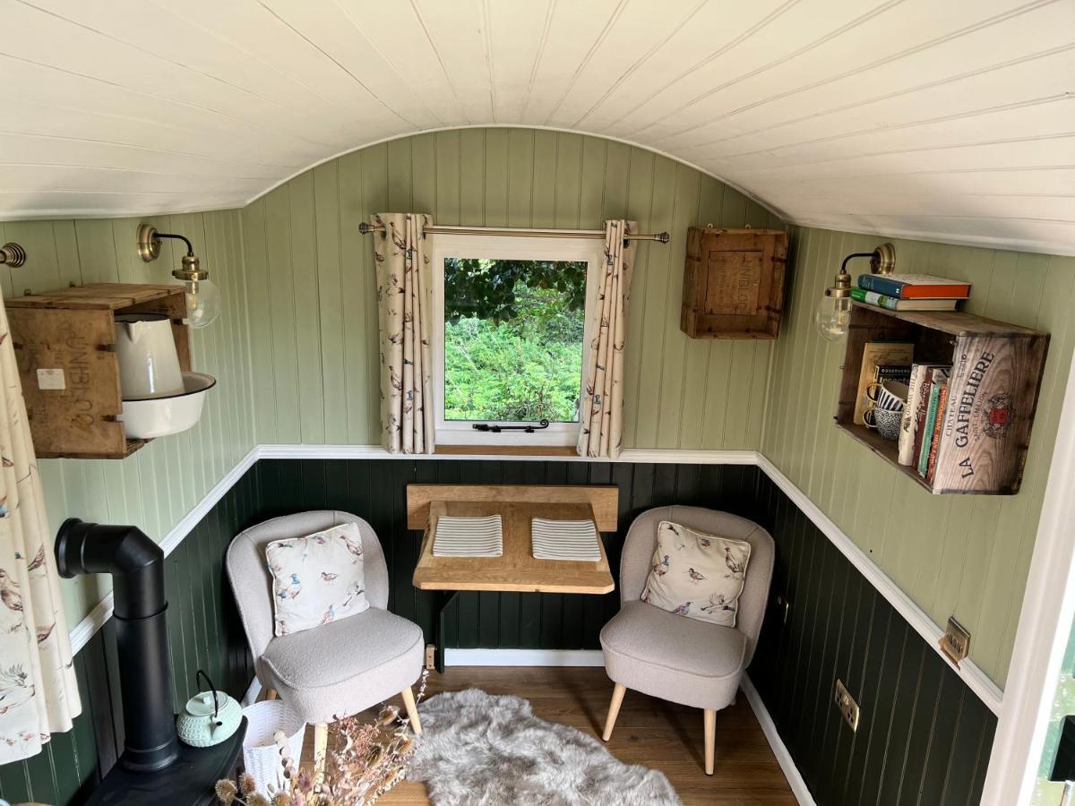 Stonehenge Campsite & Glamping Hotell Berwick St James Exteriör bild