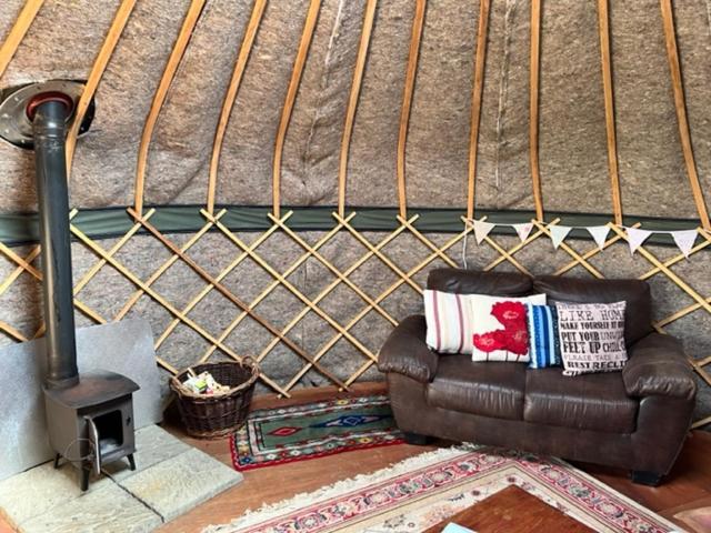 Stonehenge Campsite & Glamping Hotell Berwick St James Exteriör bild
